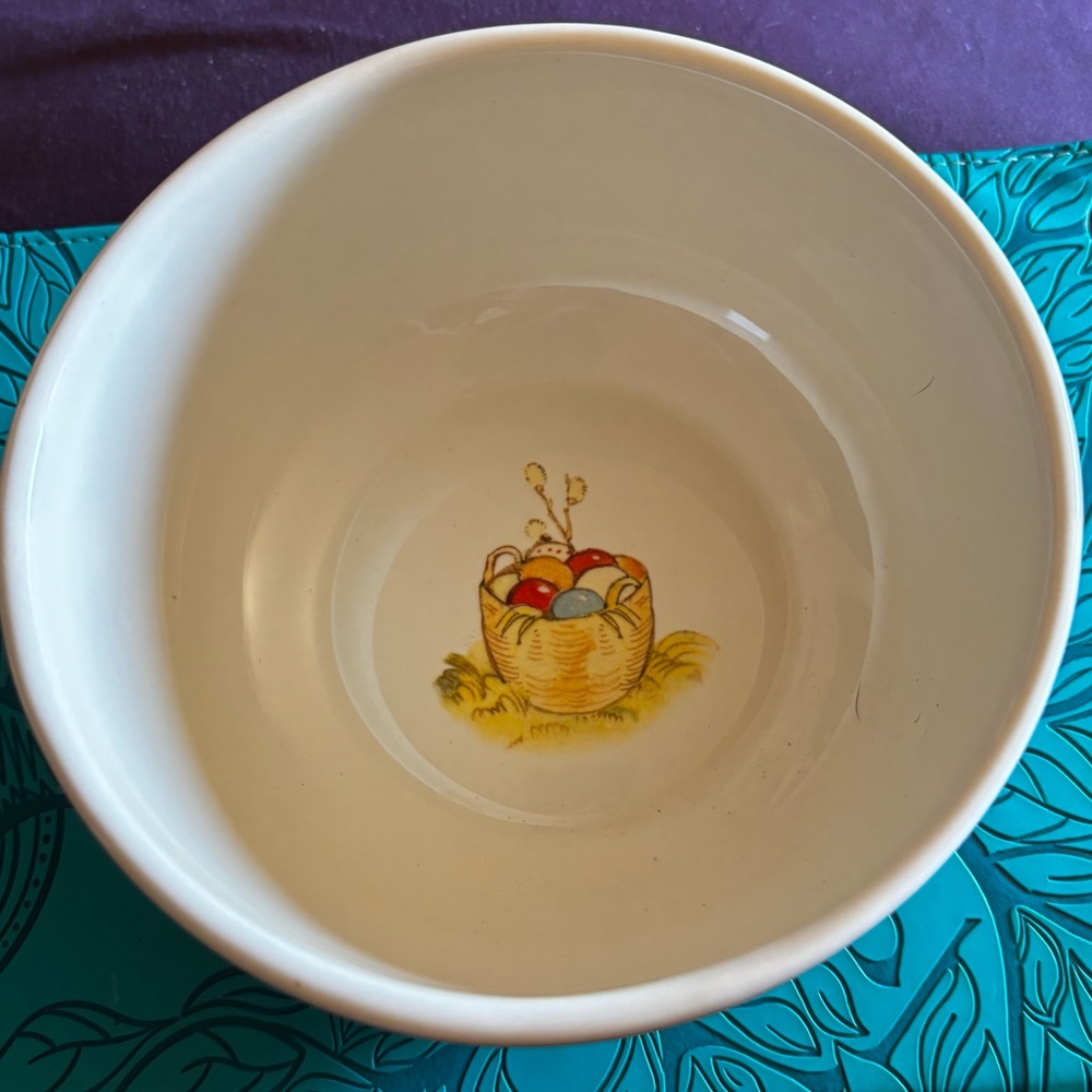 Whimsical World Market "Dancing Rabbits" Ceramic Easter Bowls – Set of 2 - Picture 3 of 8